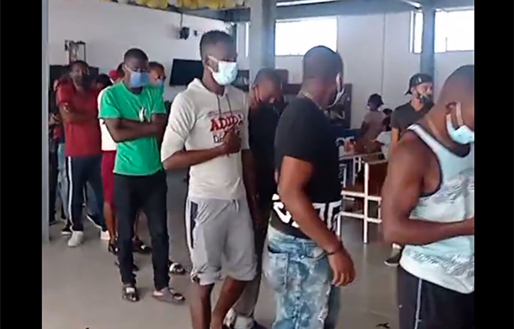 Abarrotan haitianos la Casa del Migrante; urge director intervención del Estado para apoyar en la atención.
