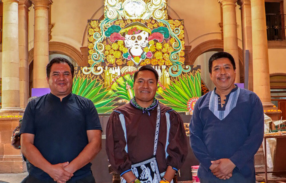 Ceremonia de Día de Muertos con pueblos originarios en Palacio Municipal