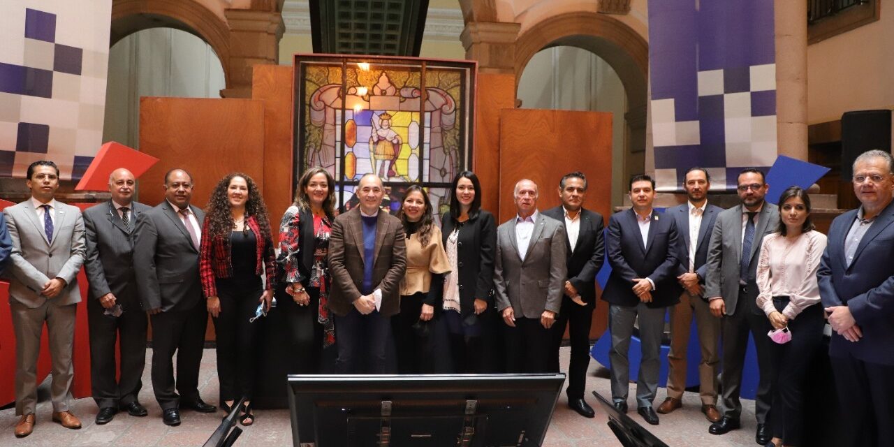 Colegios de profesionales se suman al trabajo de la administración del Alcalde, Enrique Galindo