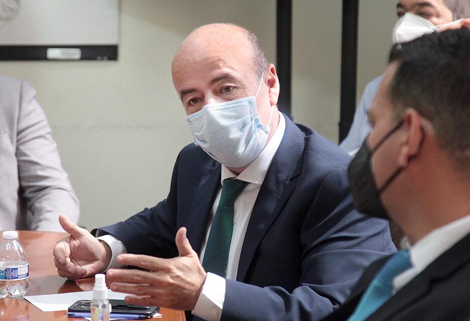 Positiva la propuesta de brindar servicio de transporte gratuito a jóvenes estudiantes