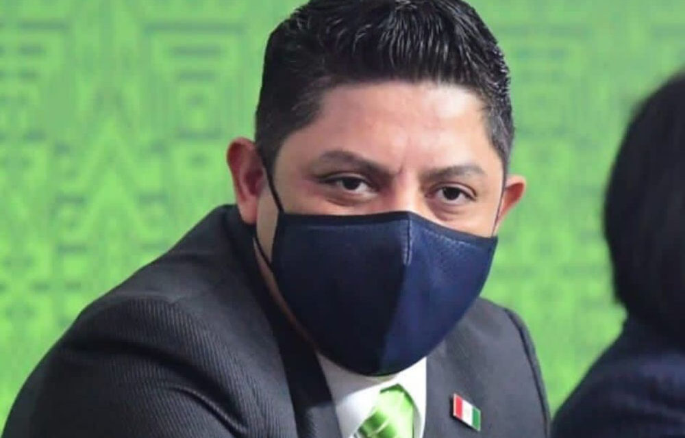 Prepara SCT primera etapa de transporte gratuito para estudiantes