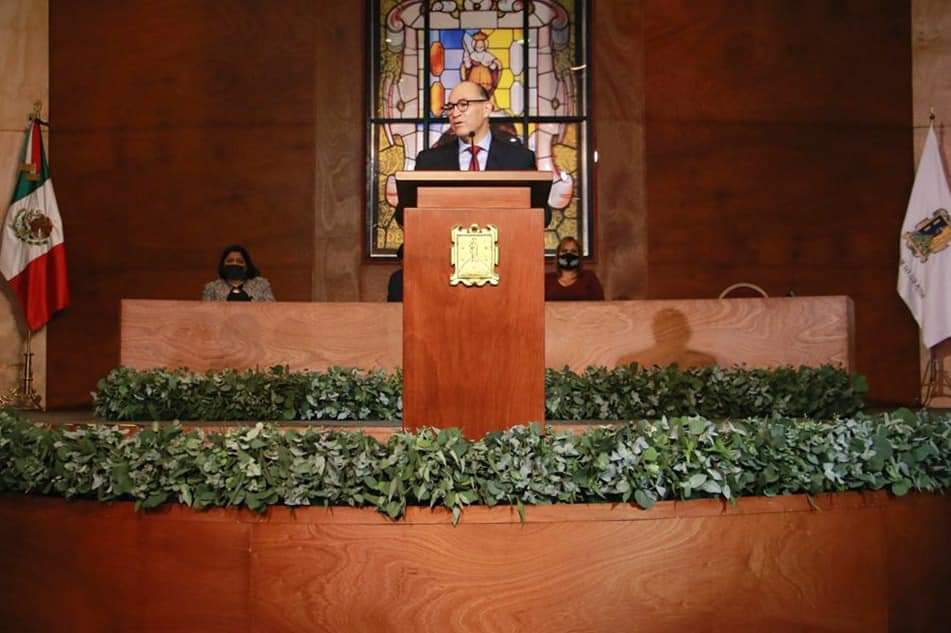 Afirma Enrique Galindo que recibe una ciudad brutalmente destrozada tras asumir oficialmente la alcaldía.
