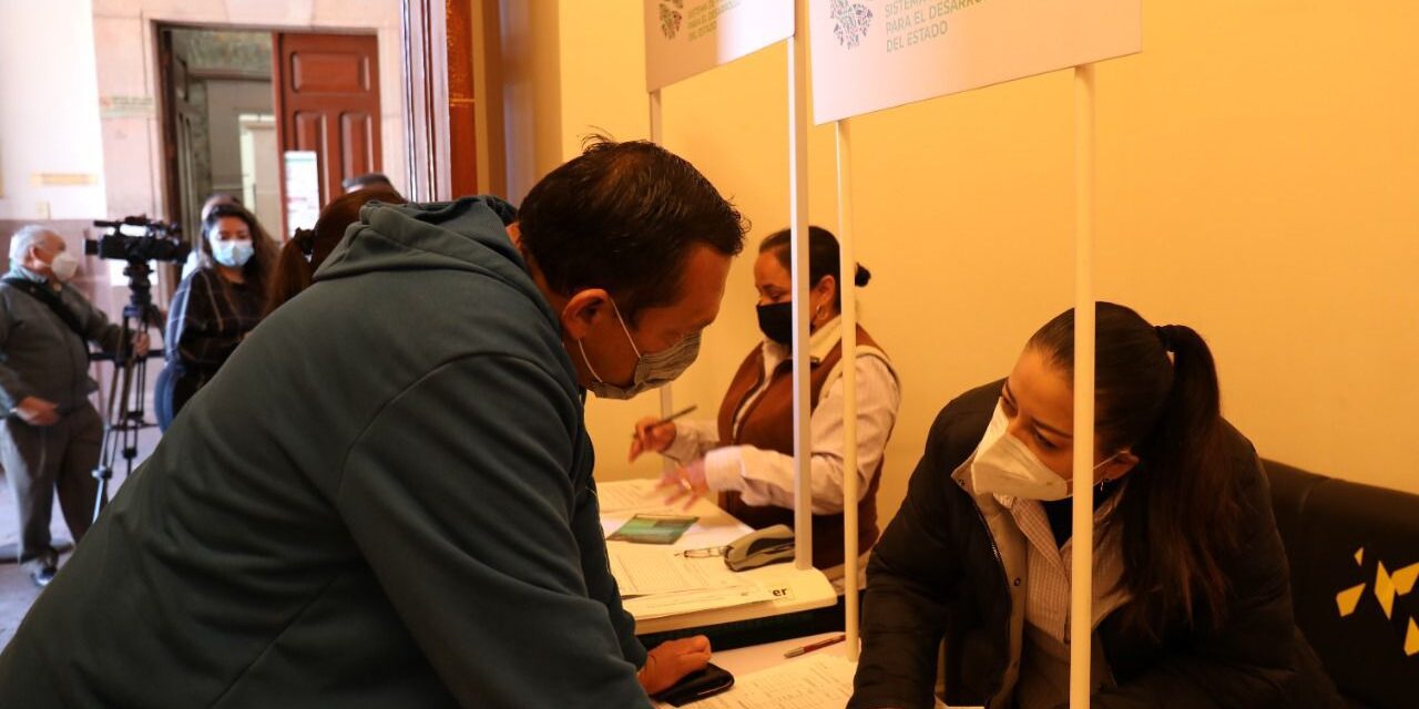 Registra SIFIDE diariamente 800 a mil solicitudes de potosinos y potosinas que buscan emprender o fortalecer sus negocios.