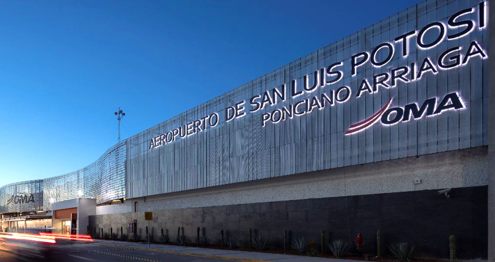 Aumentan frecuencia de vuelos a Houston y a Monterrey
