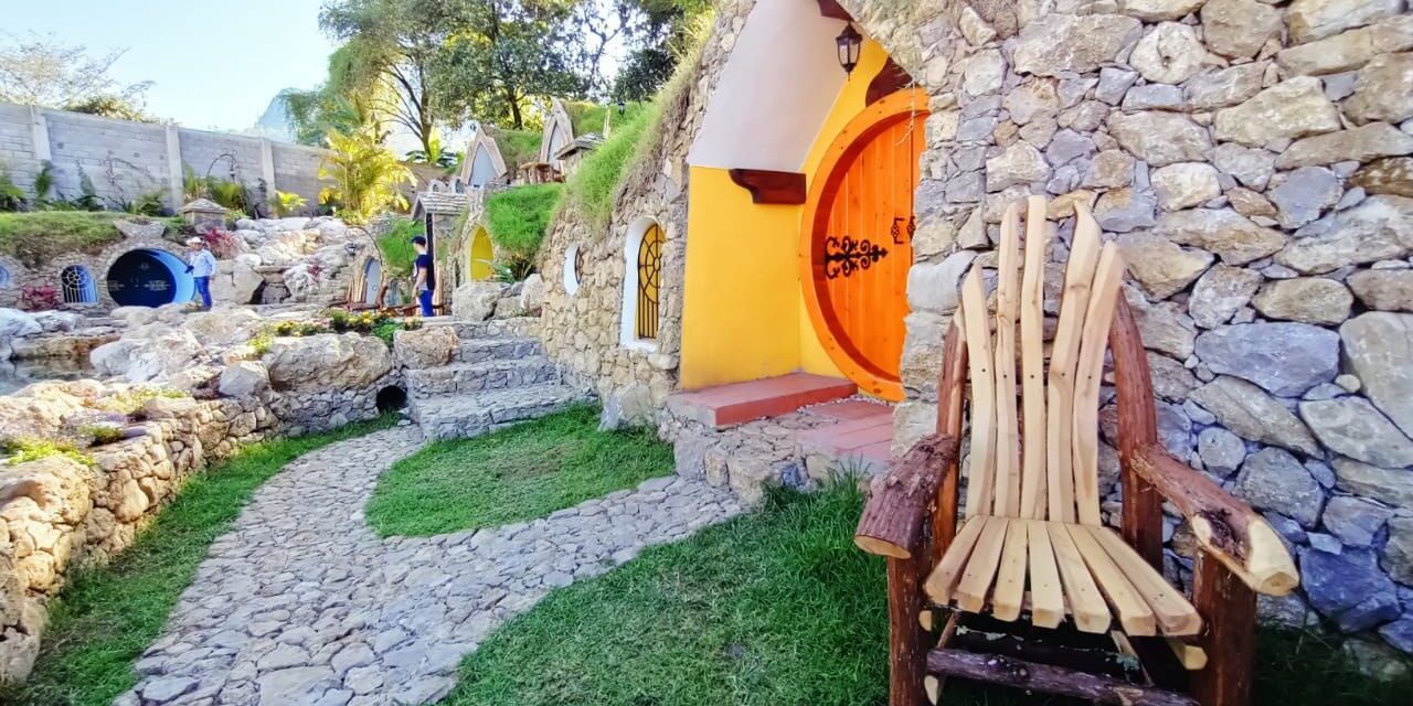 Inauguran ampliación de hotel surrealista en Xilitla.