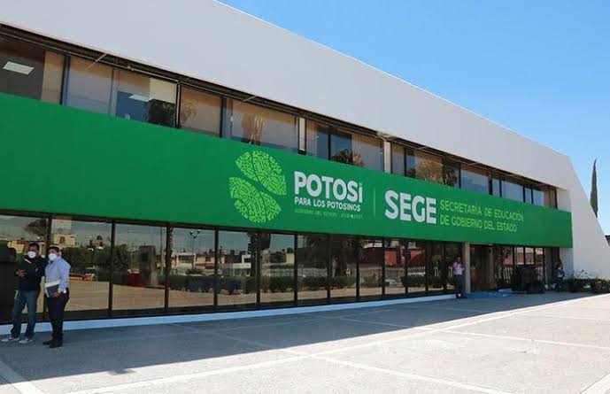 SEGE descontará sueldo a docentes que falten a clases