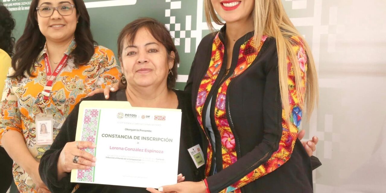 Ruth González inaugura Centro de Capacitación para Personas Adultas Mayores