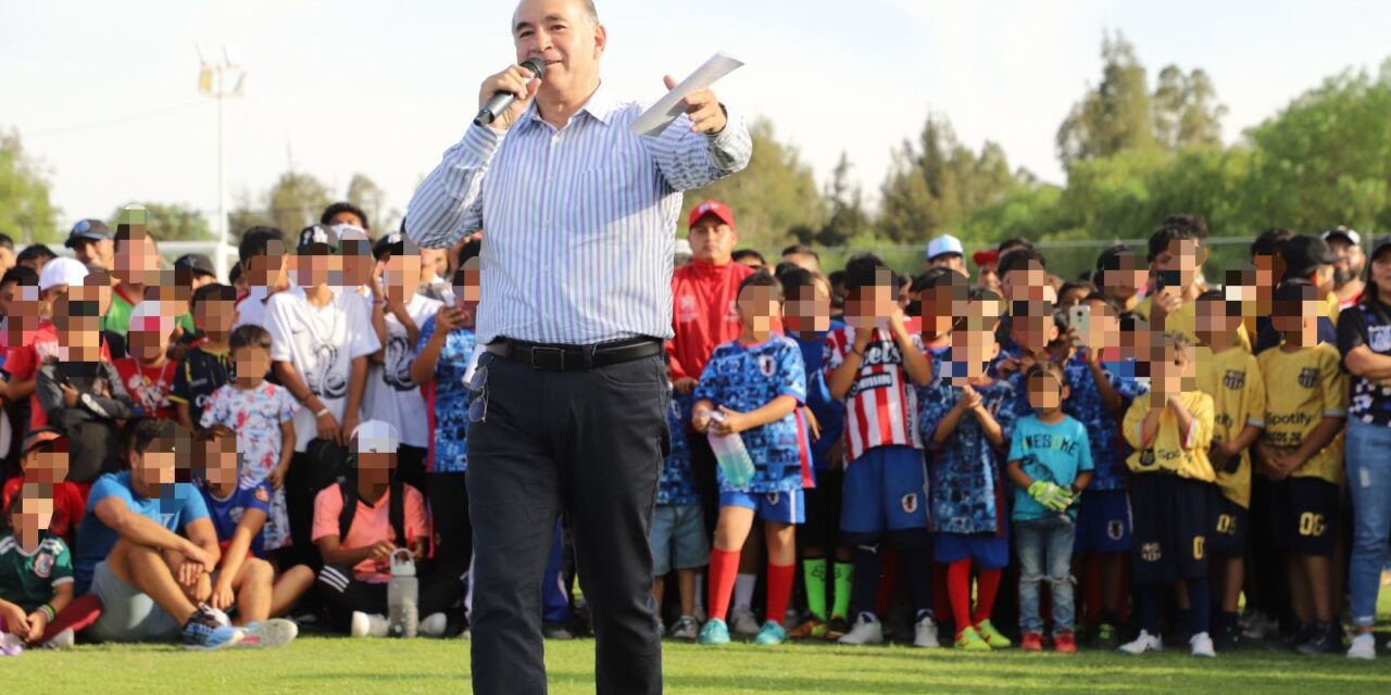 Con más de 600 equipos, el Presidente Municipal Enrique Galindo pone en marcha el Torneo Intercolonias Copa San Luis Rey 2023