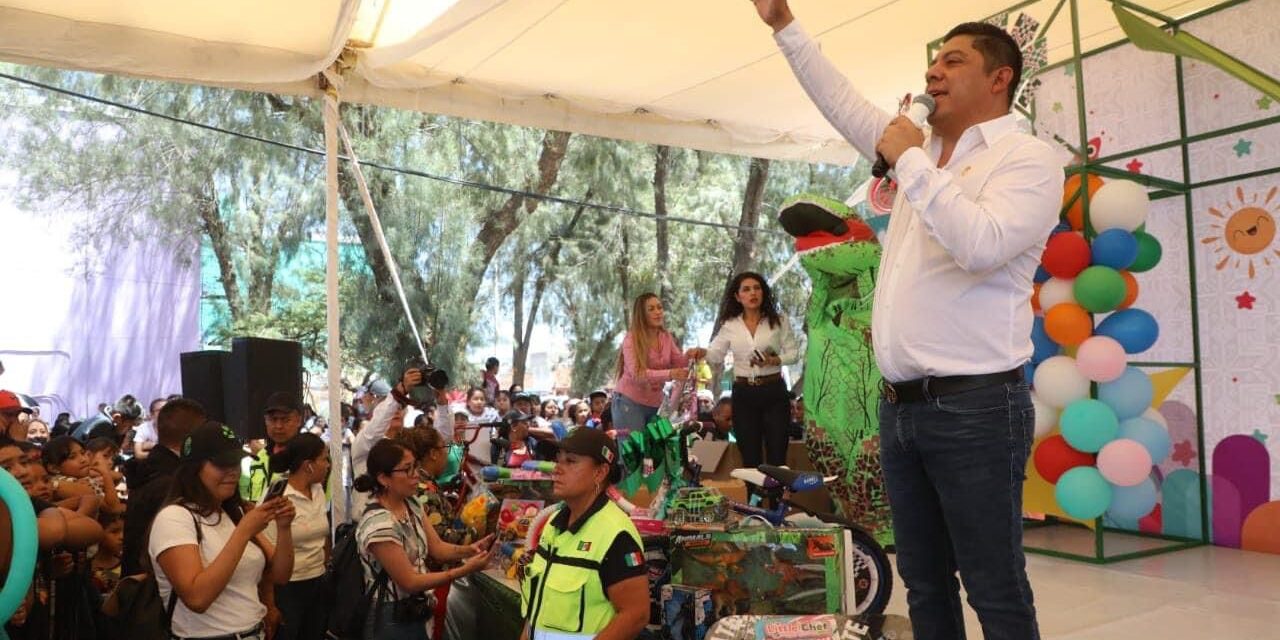 Anuncia Ricardo Gallardo nuevo colector pluvial en Soledad