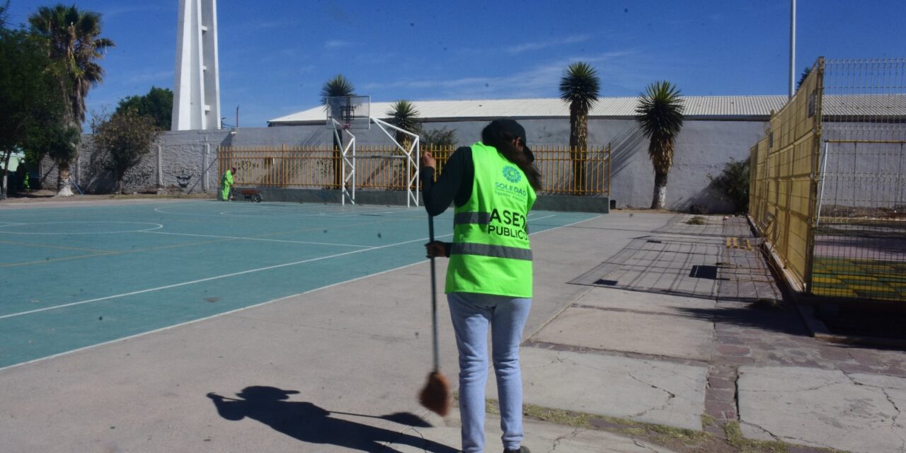 La dirección de Servicios Municipales de Soledad, dio mantenimiento al área verde de Hogares Ferrocarrileros primera sección