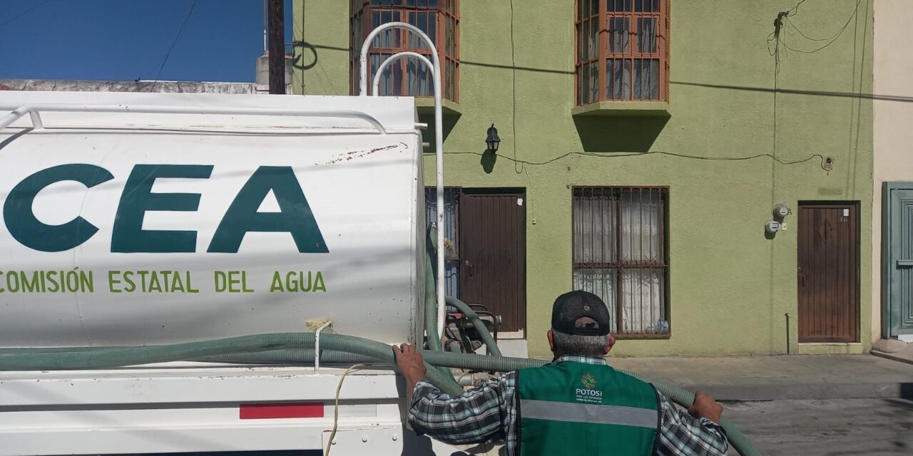 CEA reactiva distribución de agua potable a través de pipas por nueva avería de acueducto