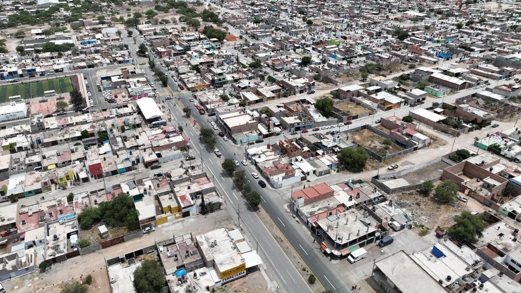 Vecinos de B. Anaya reconocen los beneficios del programa Vialidades Potosinas y que el Ayuntamiento cumple