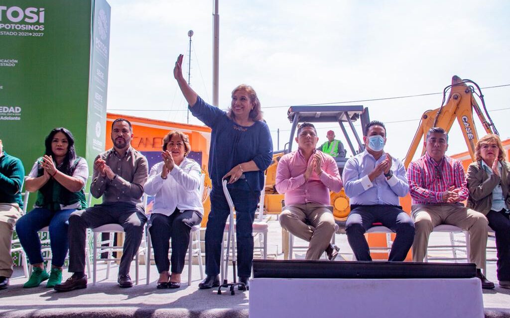 Alcaldesa arranca construcción de aulas y rehabilitación de la escuela Héroes de Nacozari