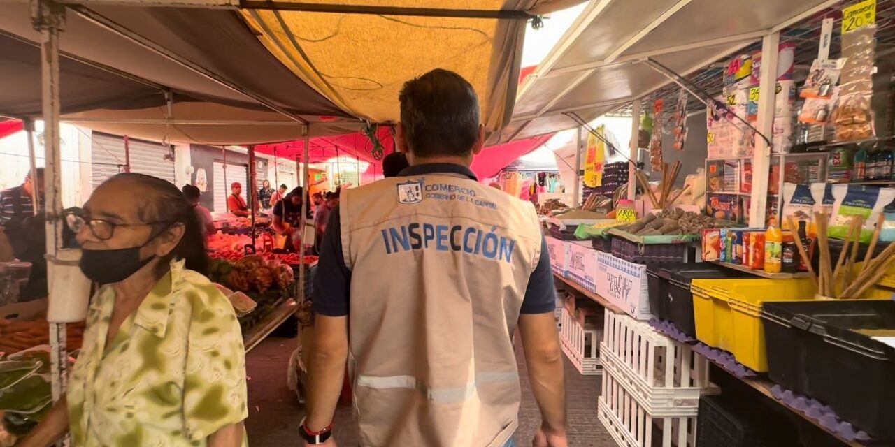 Gobierno de la Capital realiza más de mil 900 visitas de supervisión en las 32 rutas de tianguis de la ciudad.