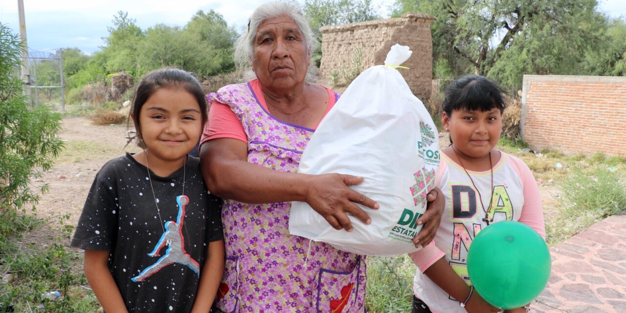 Cerca de 200 mil personas han salido de la pobreza en SLP, según el gobierno estatal.