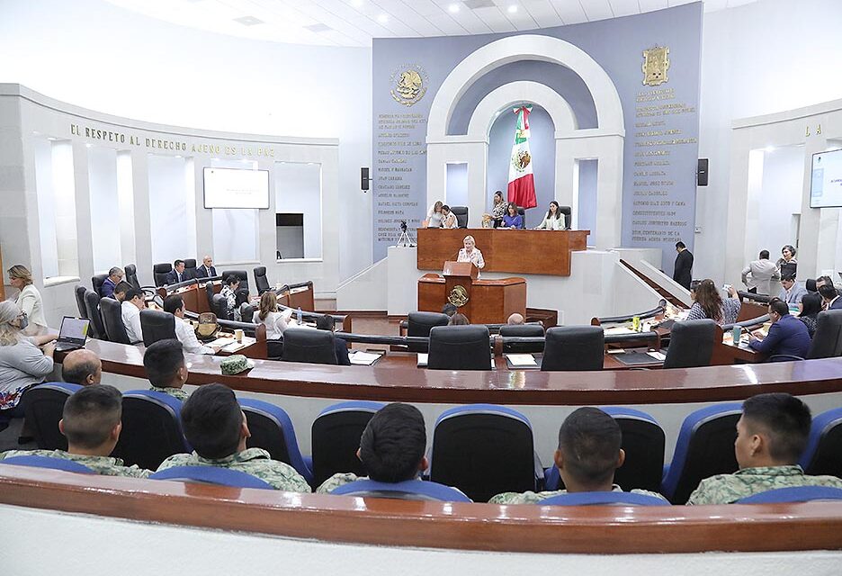 Congreso del Estado develara epígrafe “Bicentenario del Heroico Colegio Militar”
