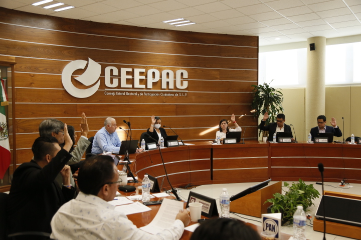 CEEPAC aprueba pregunta para plebiscito