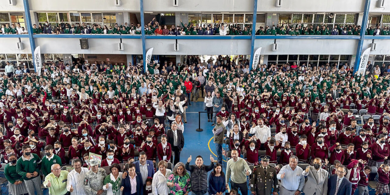 Arranca gobernador nuevo ciclo escolar 2023-2024