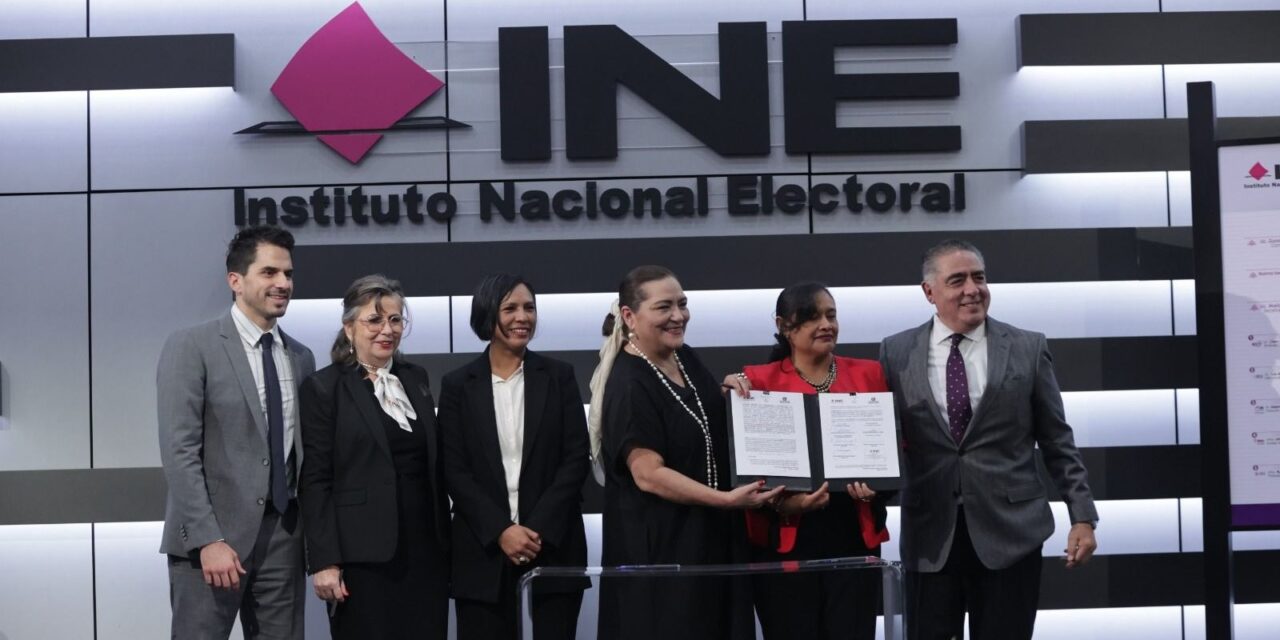 CEEPAC firma convenio de coordinación con INE para el proceso electoral 2023-2024.