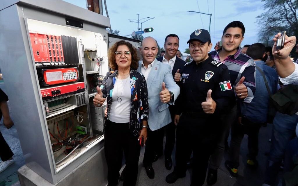 La Capital del Sí estrena Nuevos Semáforos Inteligentes, que revolucionan la movilidad de la ciudad; Enrique Galindo realiza el encendido inaugural
