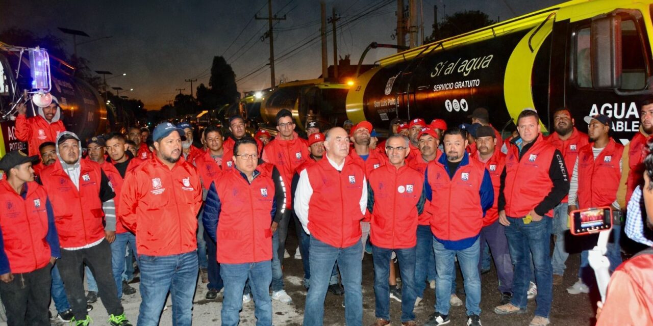 Alcalde Galindo encabeza el arranque de la ardua jornada de distribución de agua