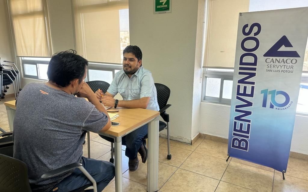 Socios de Canaco avanzan en su ordenamiento comercial, gracias a la ventanilla de atención del Gobierno de la Capital