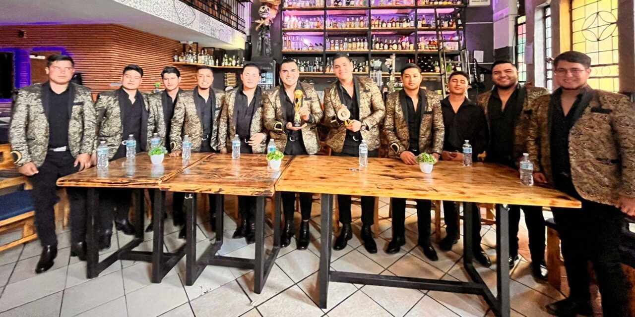 Banda La Definitiva recibe premios en Miami y Las Vegas