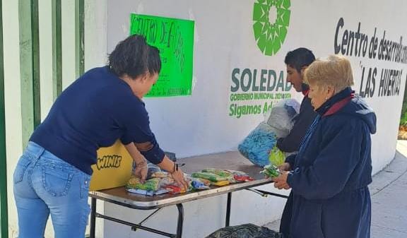 DIF municipal de Soledad entrega víveres a favor de familias afectadas por huracán Otis