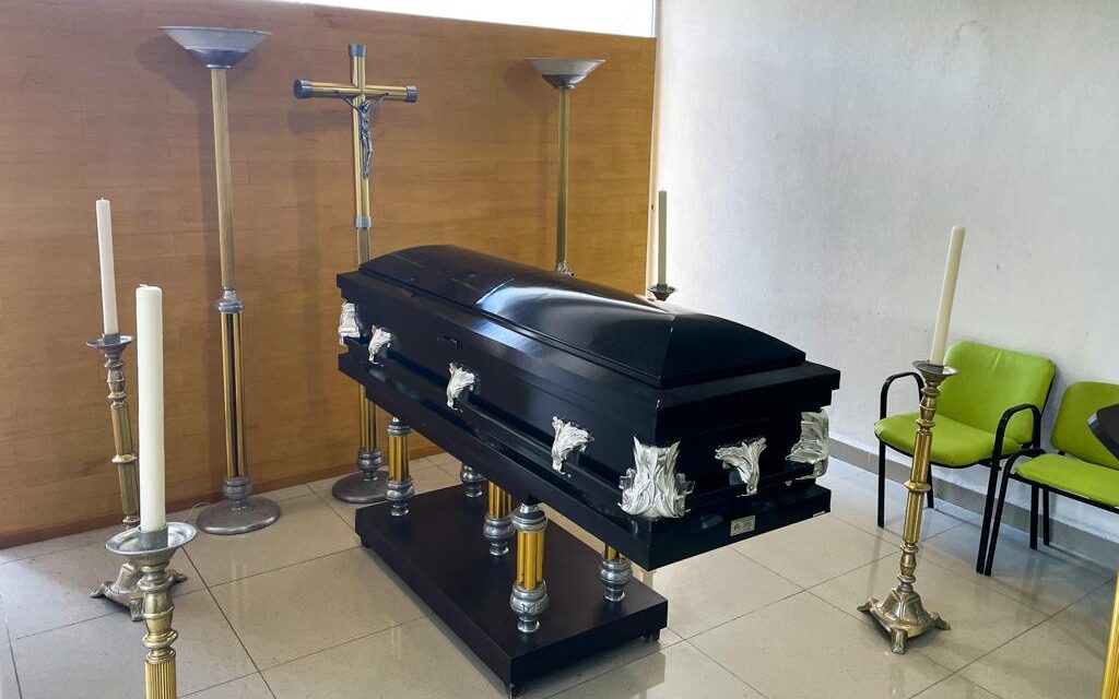 Familias soledenses se benefician con servicios funerarios gratuitos