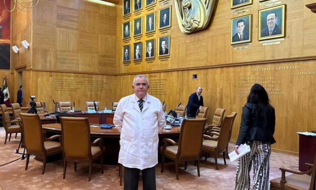 Daniel Acosta rinde protesta como coordinador de IMSS Bienestar de SLP