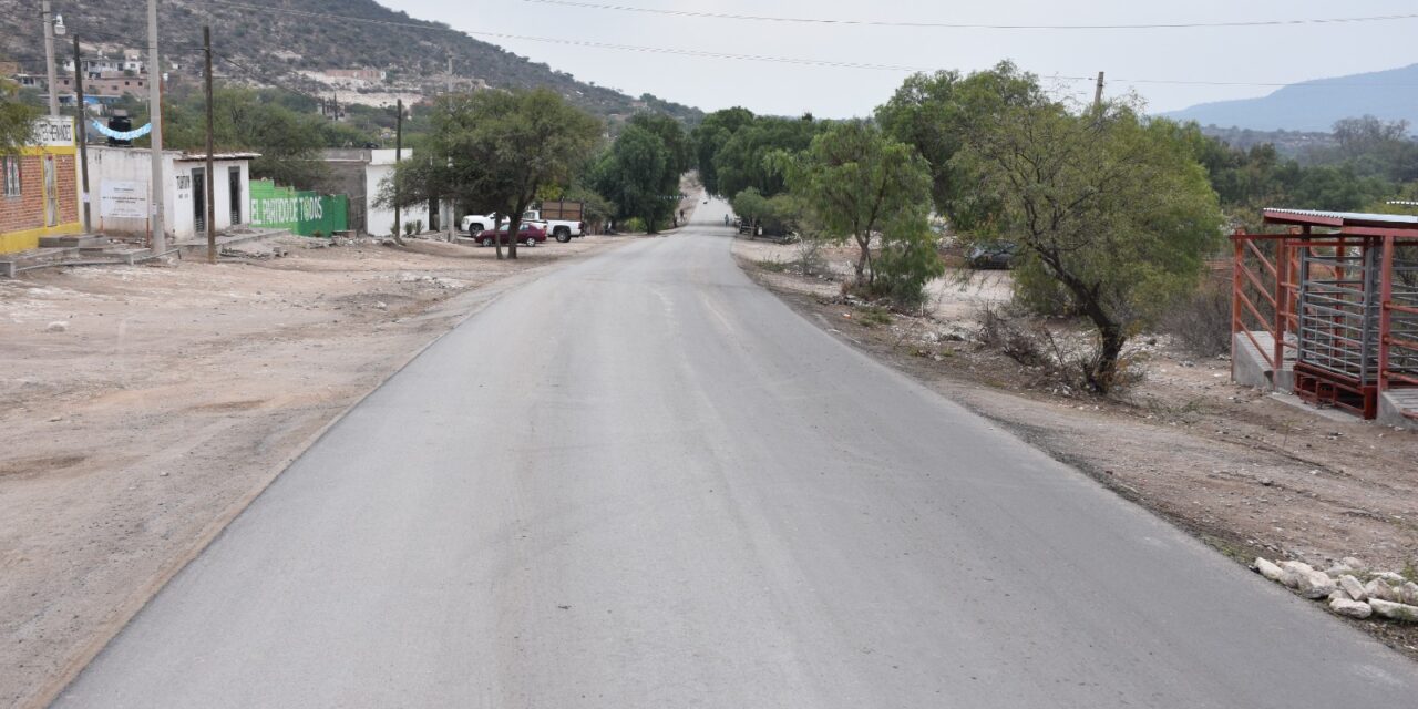 Concluye gobierno obras en camino de Villa de Reyes