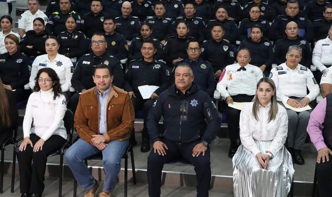 Agentes de la SSPC de la Capital reciben capacitación sobre violencia contra las mujeres y feminicidios, en Ciudad Juárez, Chihuahua