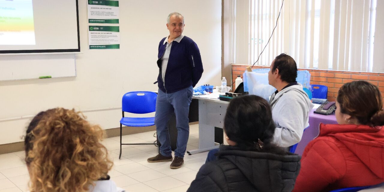 Gobierno continúa con capacitación gratuita a personal de empresas