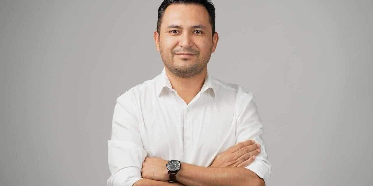 Franco Coronado anuncia despidos en la administración municipal de Matehuala