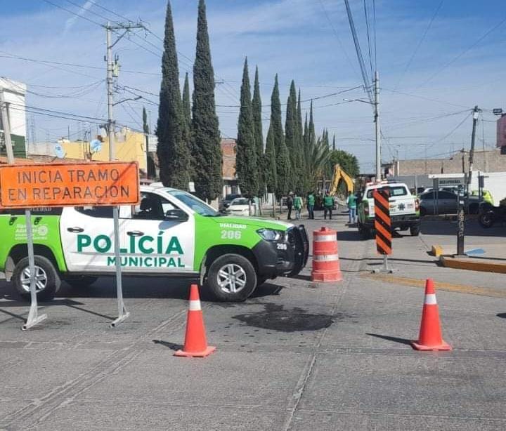 Anuncian ajustes viales por colector en Cactus