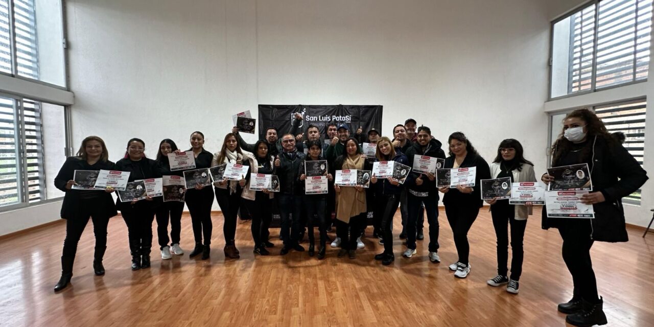Gobierno de la Capital impulsa el autoempleo y el desarrollo de 35 jóvenes, con taller básico de barbería
