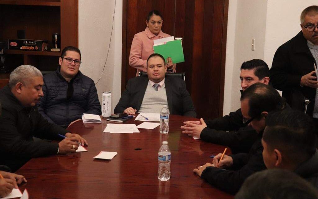 Gobierno atiende a las y los trabajadores del COBACH