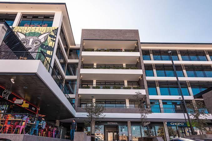 Dirección de Comercio Municipal notifica a plazas comerciales nueva operación de estacionamientos