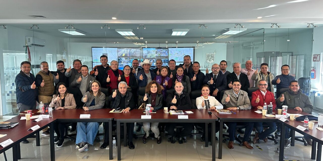 Alcalde Enrique Galindo instruye a su Gabinete consolidar programas, obras y acciones en 2024