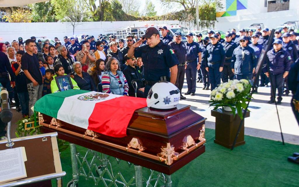 Autoridades municipales de soledad rinden homenaje póstumo a comandante caído