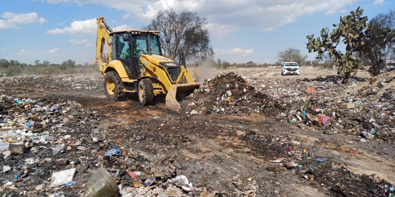 Gobierno de la Capital interviene para remediar tiradero clandestino de basura en comunidad Los Vargas