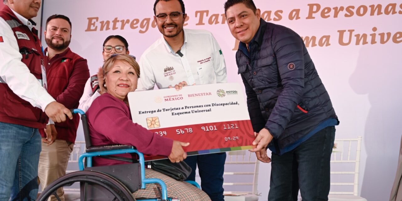 Ricardo Gallardo inicia entrega de pensión para personas con discapacidad