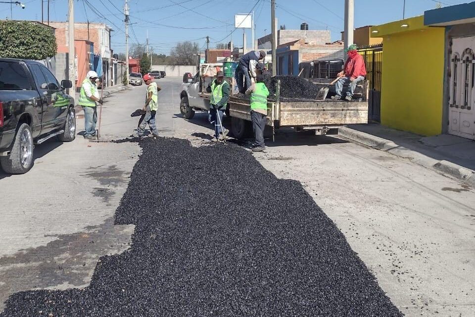 Ayuntamiento de Soledad intensifica plan de bacheo permanente