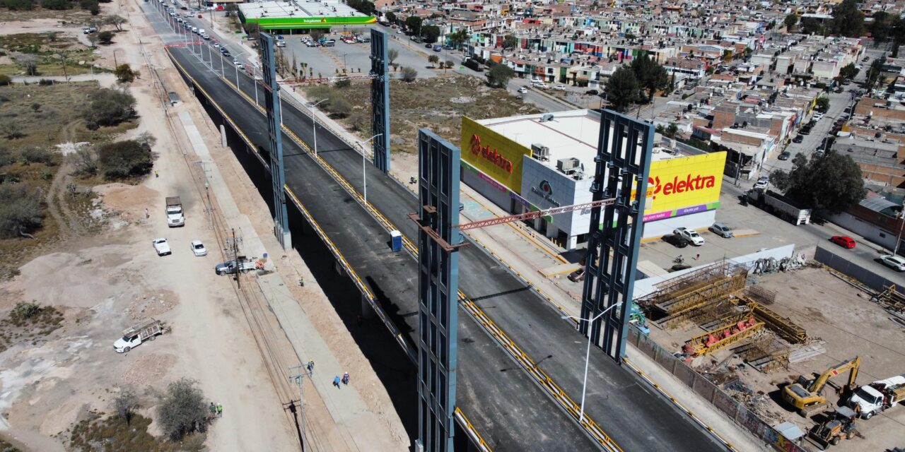 Puente vehicular en Circuito Potosí se inaugurará en breve: Seduvop
