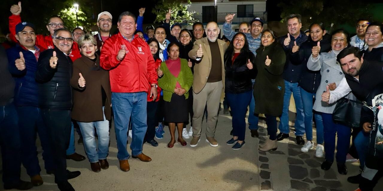 Alcalde Enrique Galindo enciende Alumbrado Táctico en la comunidad del Panalillo de Villa de Pozos