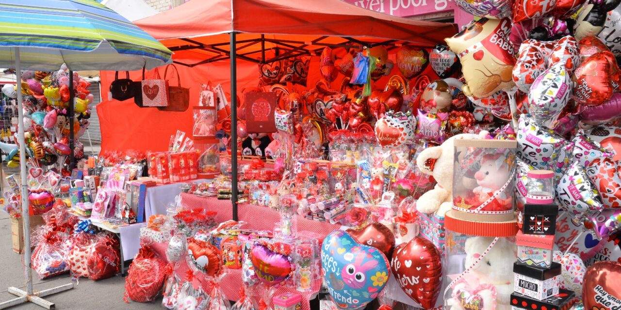 Ayuntamiento de Soledad apoya al comercio local en festividades de San Valentín