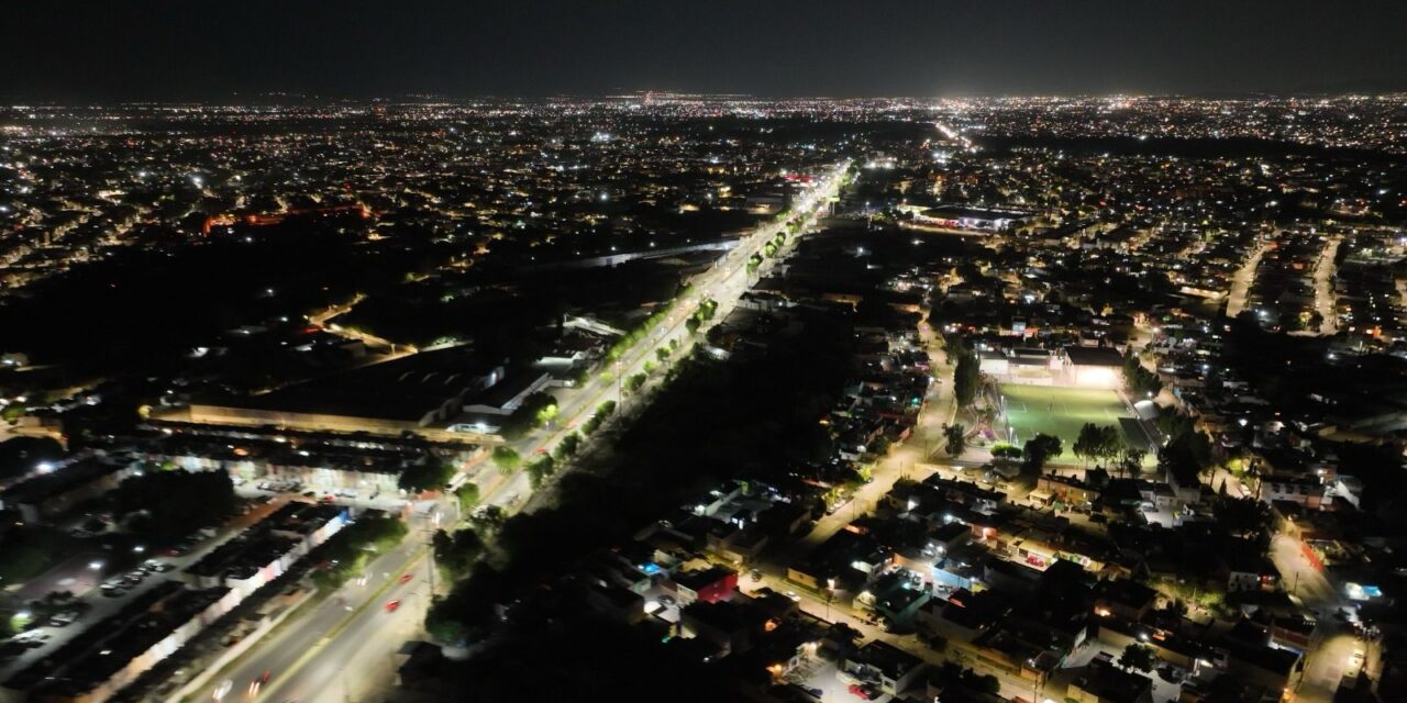 Gobierno de la Capital avanza firme en la modernización del alumbrado público de la Capital