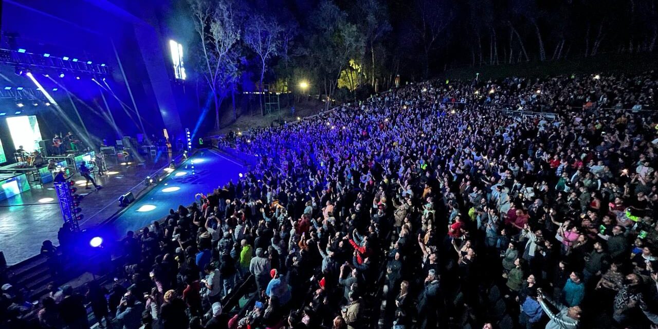 Los Auténticos Decadentes hacen vibrar al Teatro de la Ciudad en el Tangamanga I