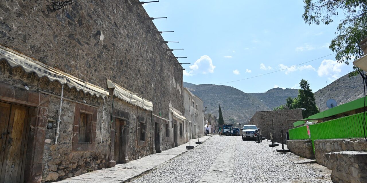 Renueva acceso a Real de Catorce