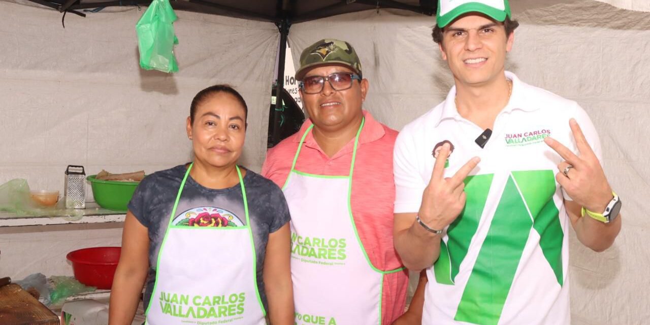 Juan Carlos Valladares se compromete con habitantes de Ciudad Satélite